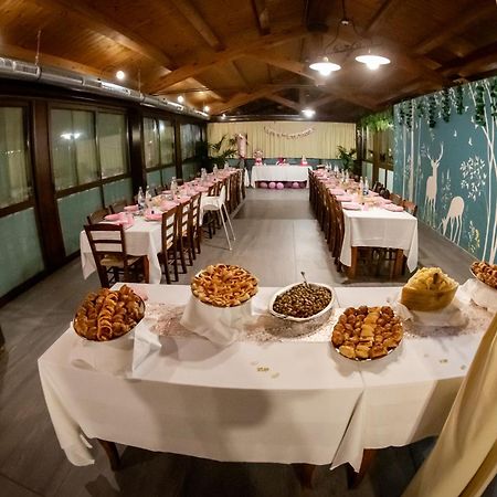 Agriturismo Parco Campofelice Lombardore Bagian luar foto