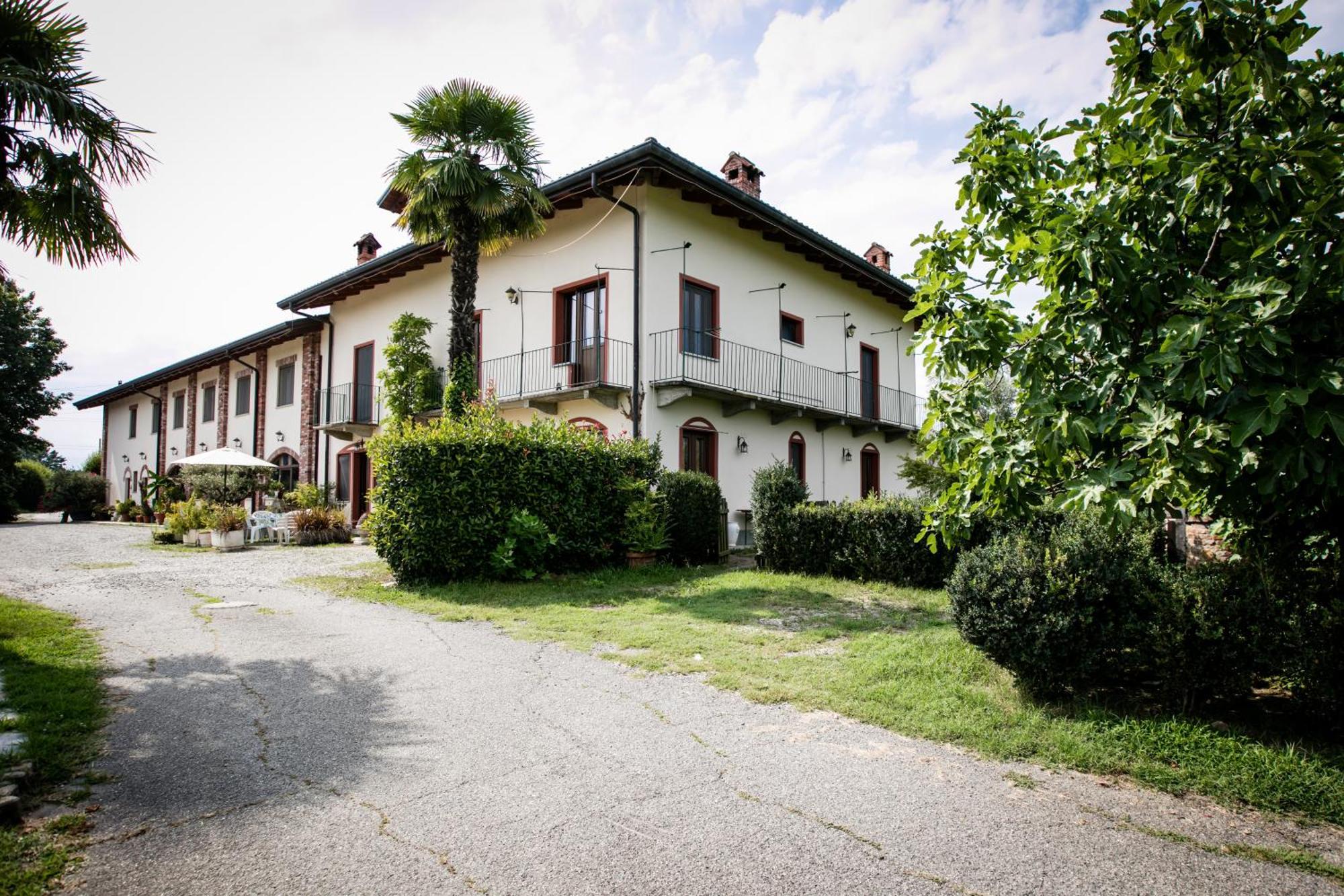 Agriturismo Parco Campofelice Lombardore Bagian luar foto